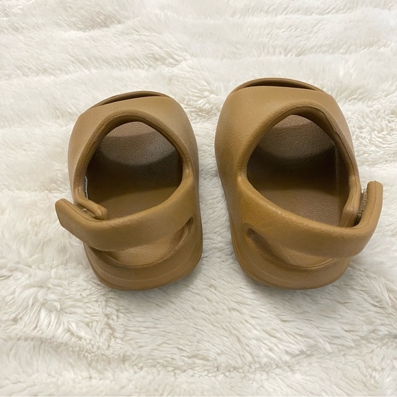 Yeezy Slide Ochre Infant Size 3 - Picture 5 of 16